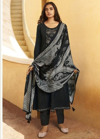 Black Georgette Indian women's salwar kameez with dupatta ready to wear
