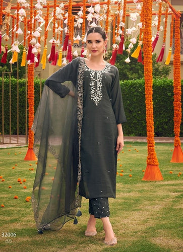 Black Georgette Indian women's salwar kameez with dupatta ready to wear
