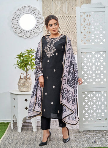 Black Georgette Indian women's salwar kameez with dupatta ready to wear