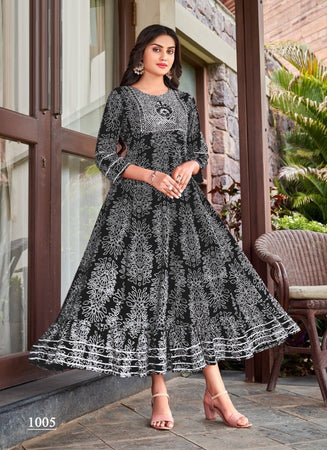 Black Georgette Indian Ethnic kurti with dupata