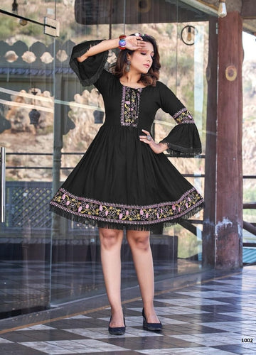 Black Georgette Indian Ethnic kurti with dupata
