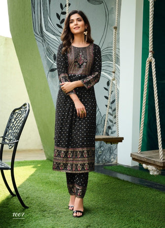 Black Georgette Indian Ethnic kurti with dupata`