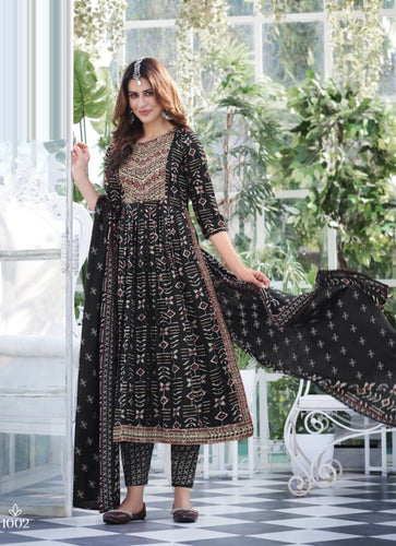 Black Georgette Indian women's salwar kameez with dupatta ready to wear