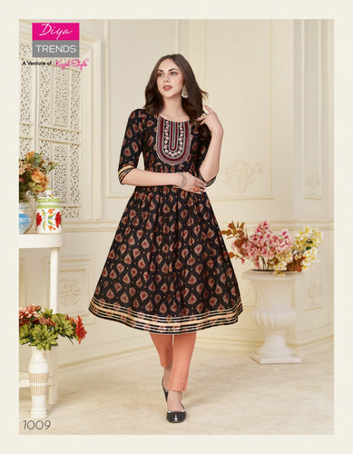 Black Chanderi with Foil Print || Embroidery Sequence Indian Ethnic kurti with dupata